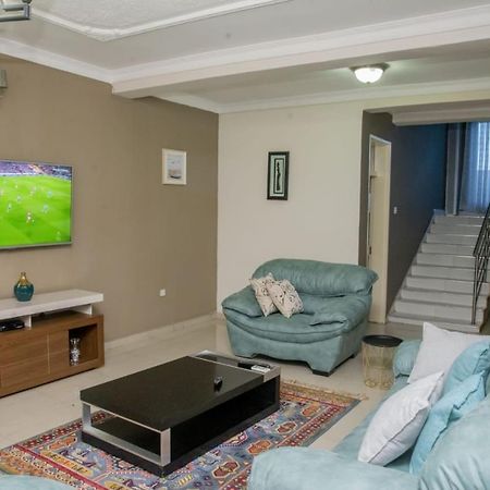 Royal Suites Apartments 루사카 외부 사진