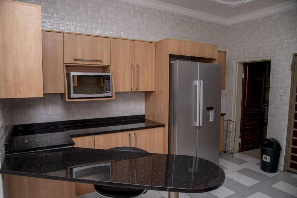 Royal Suites Apartments 루사카 외부 사진